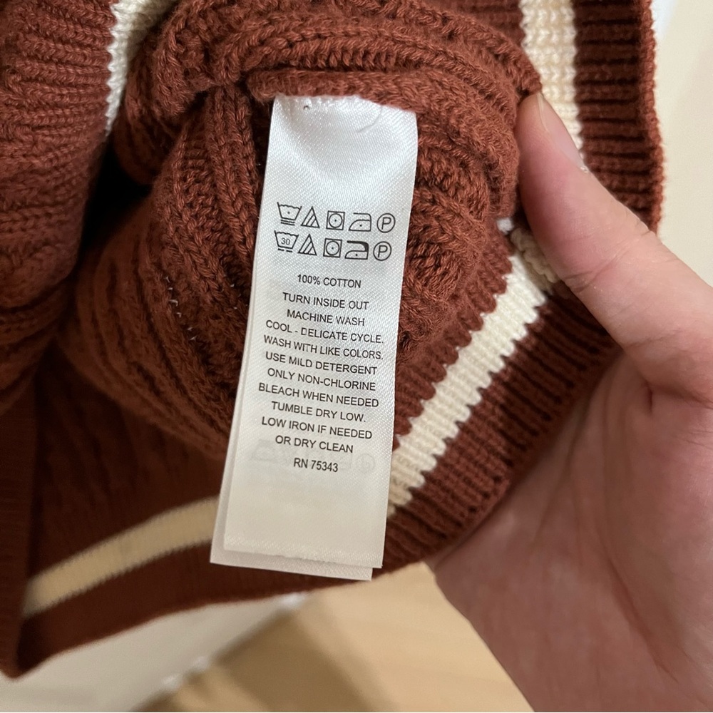 William Rast Sweater Vest - Picture 2 of 4